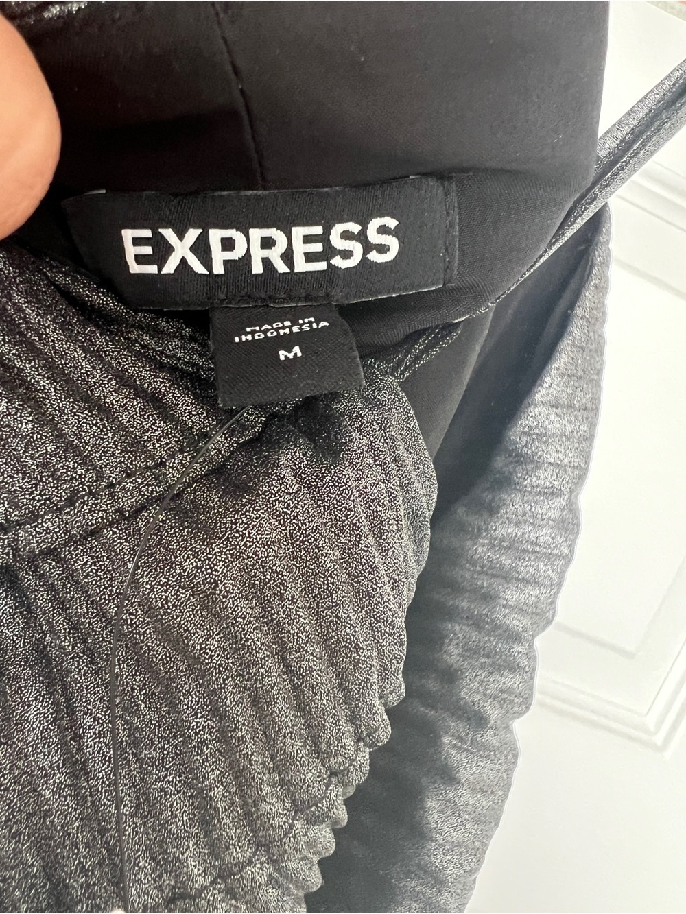 Express Metallic Pleated Bow Back Mini Dress M NWT - Picture 7 of 8